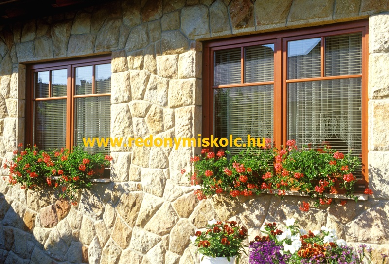 Reluxa k�lt�ri n�zet